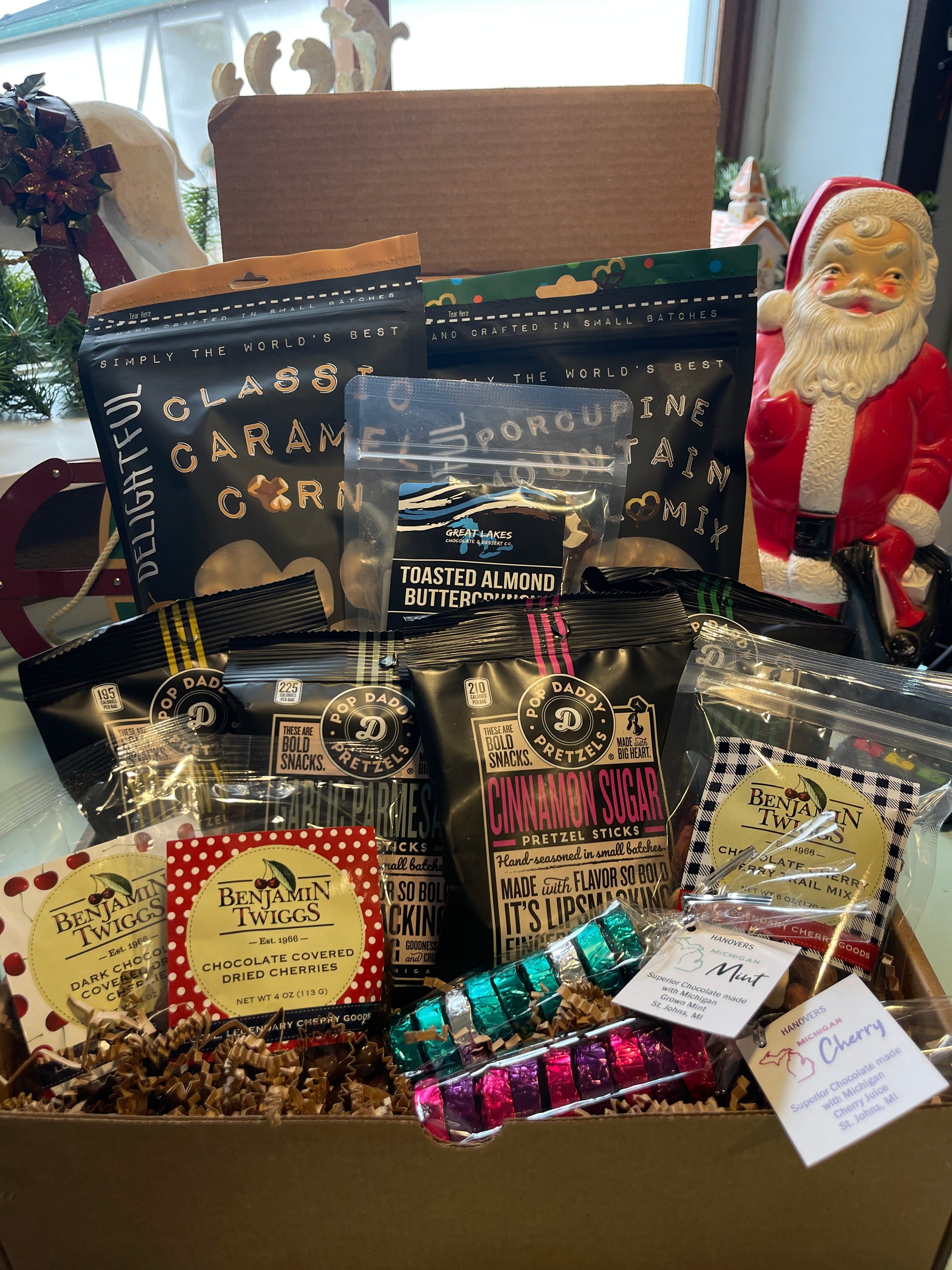 Mighty Michigan Snack Pack – NoMi Gifts